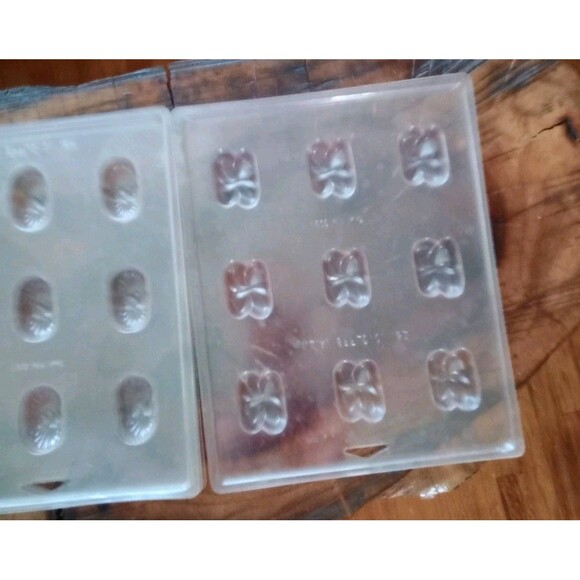 11 Piece Lot Of Clear Plastic Molds For Candy Crafts Soap GUC - Picture 4 of 5